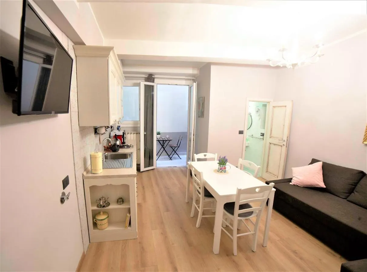 Valia Florence Pitti 1 Apartment Italy